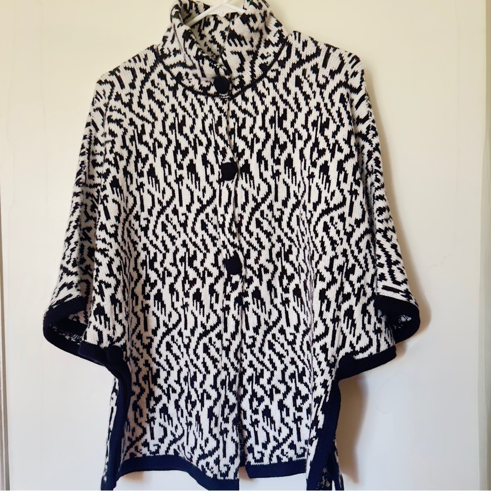 Alpaca Black White Sweater Poncho/Cape